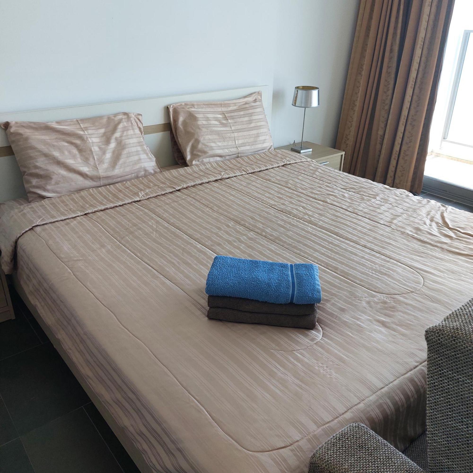 Sea View Apartment In Pattaya Ngoại thất bức ảnh
